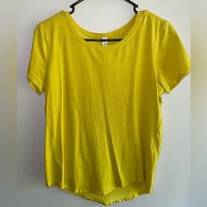Lululemon T-shirt